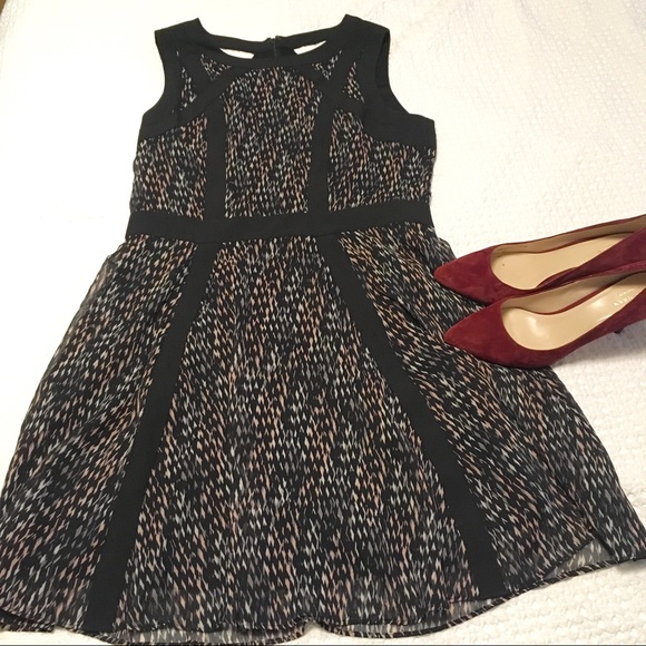 Banana Republic Fit and Flare Work Dress, NWT - Picture 2 of 8